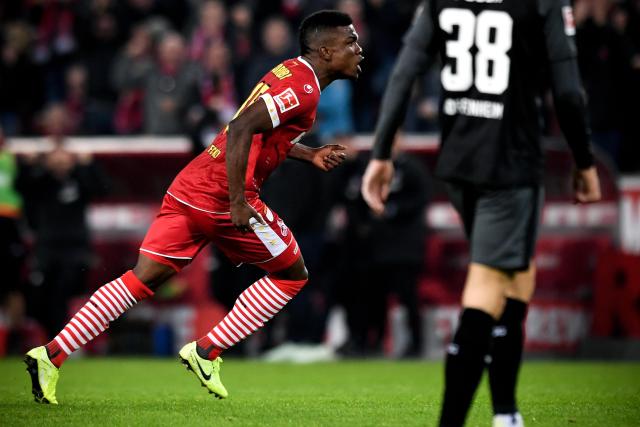 哈利20+7+8步行者力克魔术 雷霆大胜灰熊3连胜